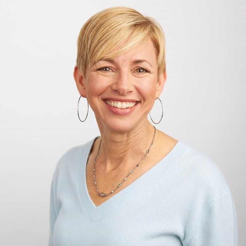 Jennifer Sievertsen avatar image