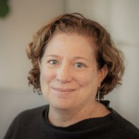 Valerie Pierce avatar image