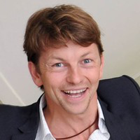 Ali Clabburn avatar image