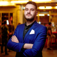 Illya Kabachynskyi avatar image