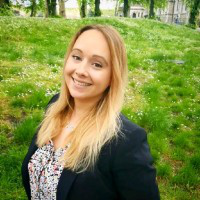 Emma Roberts avatar image