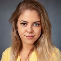 Deanie Roberts avatar image