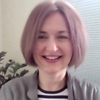 Alyona Polomoshnova avatar image