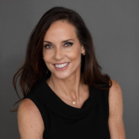 Lori Larsen avatar image