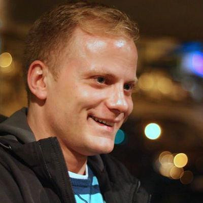 Nicolai De Vitis avatar image