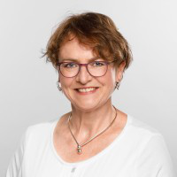 Angela Koll avatar image