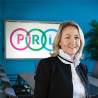 Violet Devereux avatar image