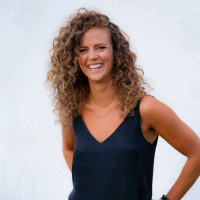 Robyn Larsen avatar image