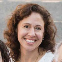 Kate Lindstrom avatar image