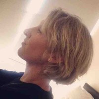 Julia Brabec avatar image