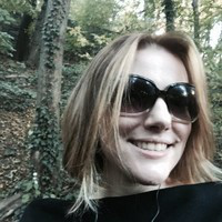 Sara Searle avatar image