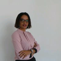 Carla Tavares avatar image