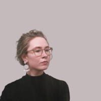 Leah Pinault avatar image