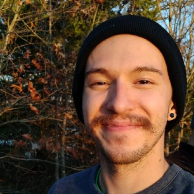 Riley Williams avatar image