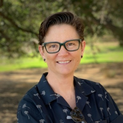 Laurie Lezin-Schmidt avatar image