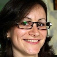 Veronica Maidel avatar image