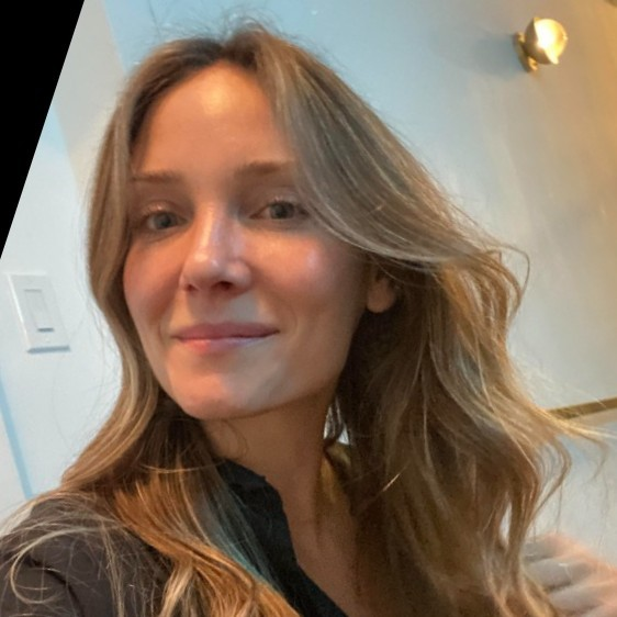 Lisa Hart avatar image