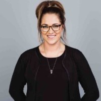 Meyke De Vries avatar image