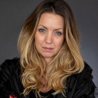 Anouc Linning avatar image