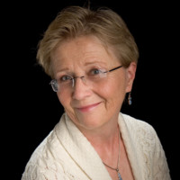Elizabeth Sellers avatar image