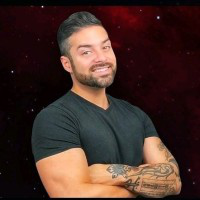 Rico León avatar image