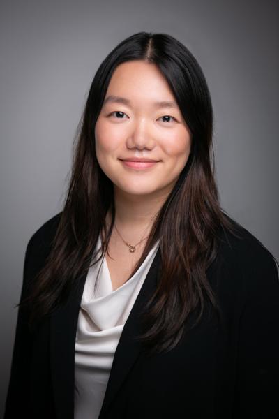 Katherine Yang, photo 1