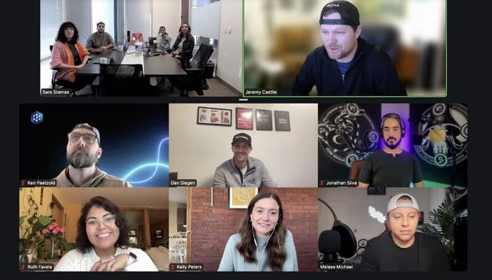 Sara Stamas, photo 2