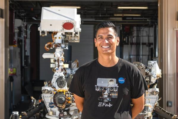 Michael Verdin, photo 2