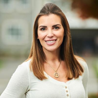 Lisa Graham, photo 1