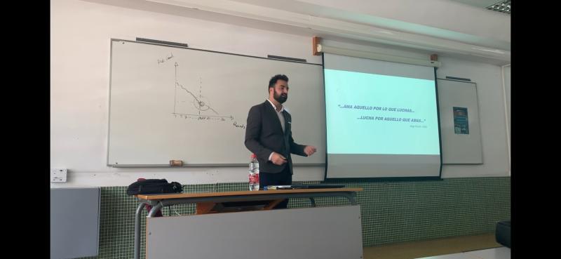 Jorge Escalona, photo 2