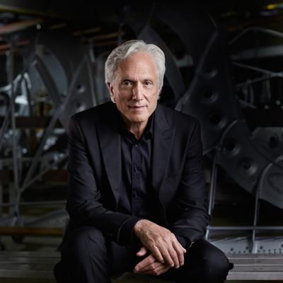 Dakota Jackson, photo 1