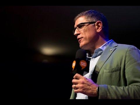 Nick Douglas, photo 2