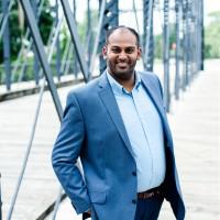 Mha Ian D. Broad-White