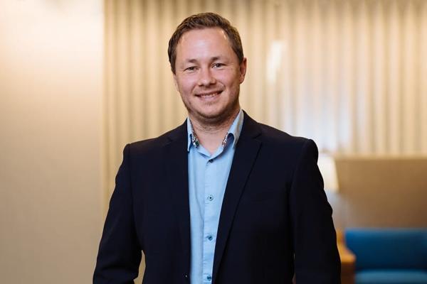 Greg Barnard, photo 1