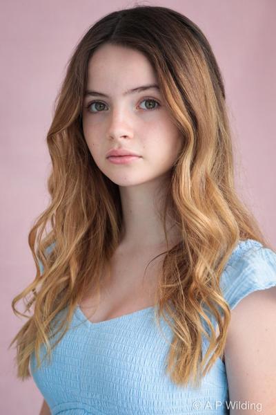 Brooke Robson, photo 2