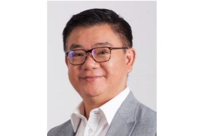 Victor Teck, photo 2