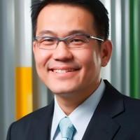 Desmond Lee, photo 2