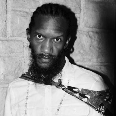 Ayinde Jean-Baptiste, photo 2