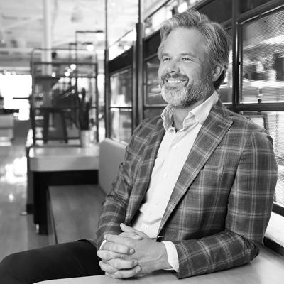 Tracy Poole, photo 2