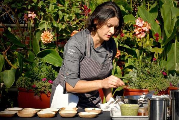 Elizabeth Binder, photo 2