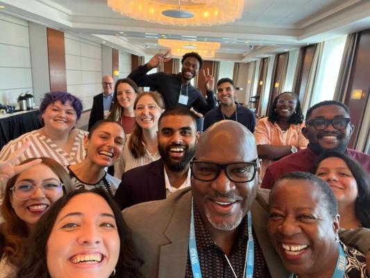 Lauren Collins, photo 2