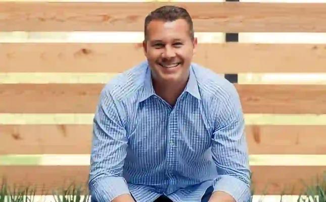 Brett Rossmann, photo 1