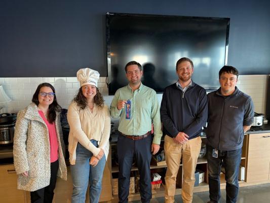 Raygan Evans, photo 1