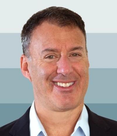 Ken Schneider, photo 1