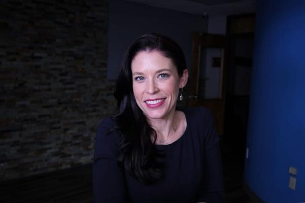 Monique Helstrom, photo 1