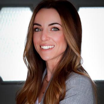 Emily Phillips, photo 1