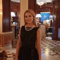 Yana Korshunova, photo 1