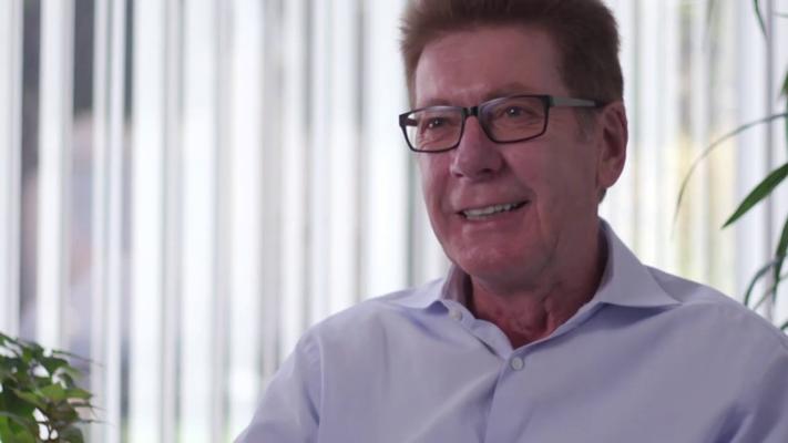 Peter Greaney, photo 1