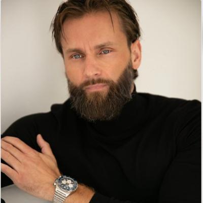 Calvin Abrahams, photo 1