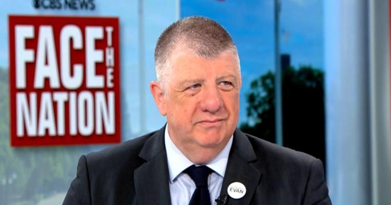 Steve Beckett, photo 1